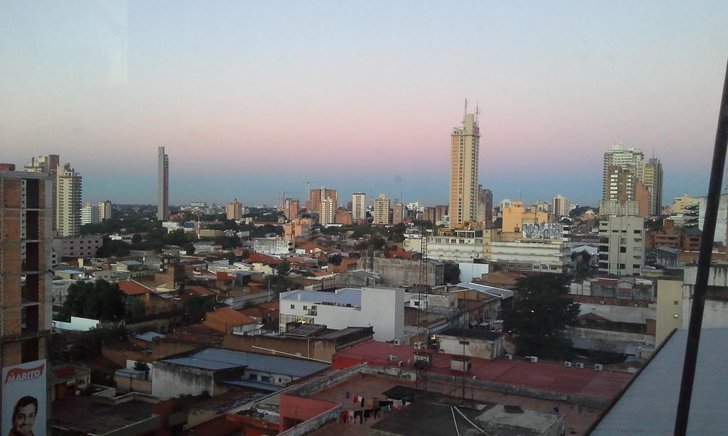 Estudio En El Centro De Asunción Eksteriør bilde