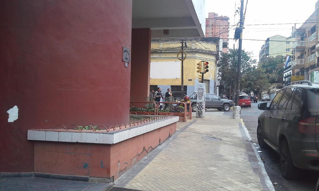 Estudio En El Centro De Asunción Eksteriør bilde
